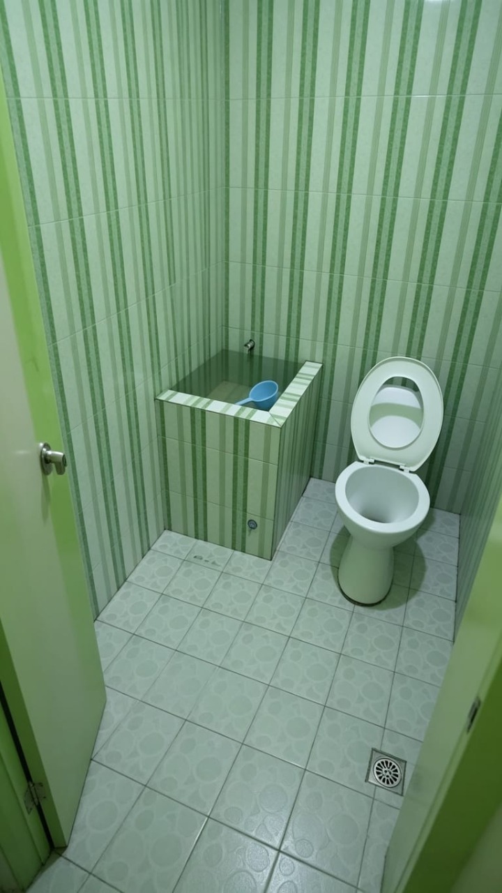 Kamar mandi luar Kost Sista Putra 3